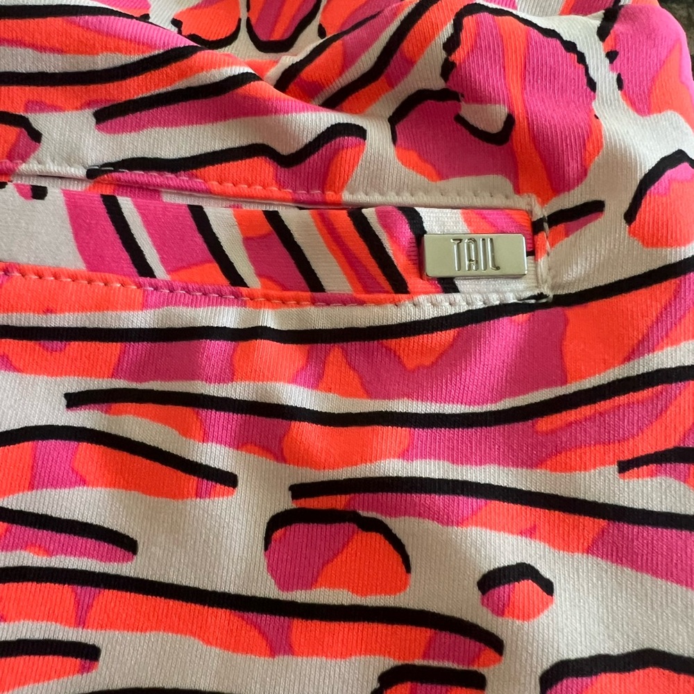 Tail Hot Pink Animal-Print skort. - Picture 3 of 6